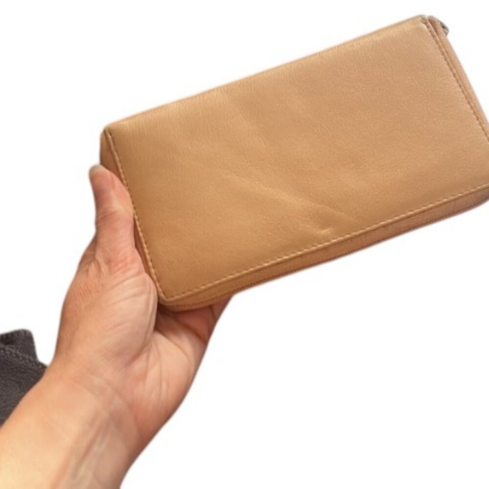 Osprey London beige continental leather wallet - Picture 4 of 9